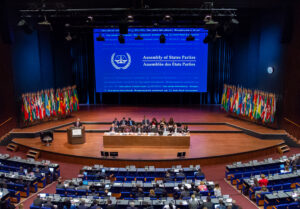 La fallida tentativa del régimen venezolano de utilizar la Corte Penal Internacional para responsabilizar a las sanciones internacionales de los crímenes de lesa humanidad cometidos en el país